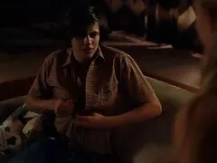 Een mooi meisje mastrubeer filmpjes scheert haar vagina.