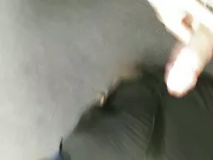 Het hoofd van het bureau met gratis lange sex film een bril op de tafel.