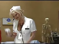 Dildo buitensex filmpjes en vriendje big cock brengen vriendje naar orgasme