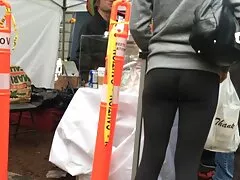 Absoluut geen kleine ruige sex film borsten en kont.