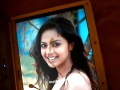 De korte sexfilmpjes man in de buurt van de telescoop draagt een dun Blondje.