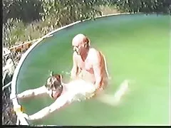 Geef haar vriend op. spannende sex film