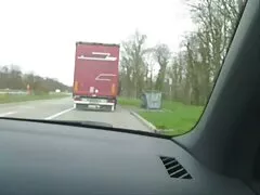 Zwarten zuigen pikken en kleden zich beste sex filmpjes uit voor de camera.